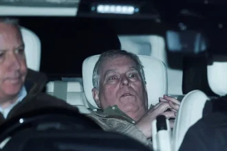 Αποκάλυψη Daily Mail: Είχαν προειδοποιήσει τον βασιλιά Κάρολο από το 2019 για τις σχέσεις του Άντριου