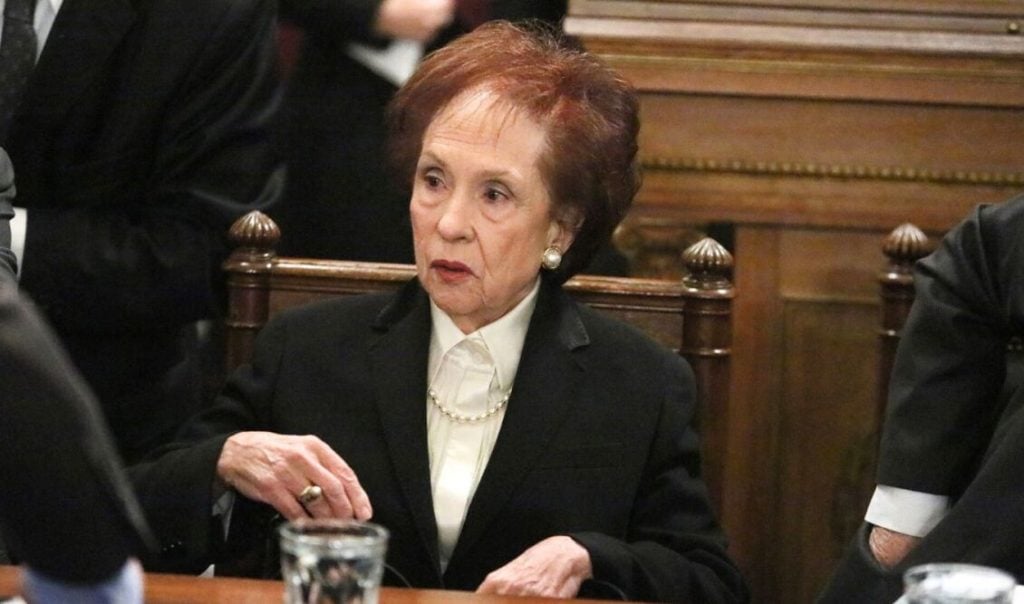 Δημοσία δαπάνη η κηδεία της Άννας Ψαρούδα - Μπενάκη