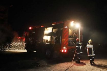 Δυτ. Ελλάδα: "Φούντωσε" σπίτι - Αστυνομικοί έσωσαν το ηλικιωμένο ζευγάρι ΦΩΤΟ