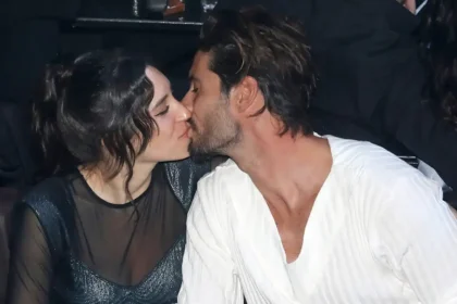 Γιώργος Καράβας: Η ερωτική εξομολόγηση στη Ραφαέλα Ψαρρού για τα γενέθλιά της και οι πόζες στις Μαλδίβες