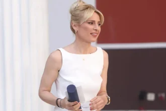 Ρίτσα Μπιζόγλη: Είμαι 32 χρόνια στην τηλεόραση, ζορίστηκα, έκανα λάθη, έχασα πολλά