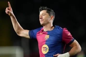 Λεβαντόφσκι: Η τραγωδία στα 16 που τον «ατσάλωσε» - «Ο πατέρας μου έφυγε πριν το πρώτο μου ματς»