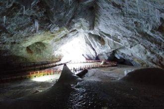 Βακτήριο 5.000 ετών από σπήλαιο πάγου εμφανίζει αντοχή σε σύγχρονα αντιβιοτικά