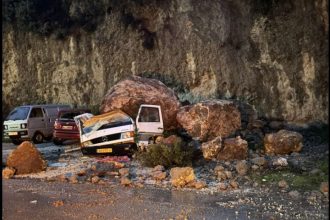 Mε σφοδρότητα έπληξε τη Δυτική Ελλάδα το κύμα κακοκαιρίας – Πού ισχύουν κυκλοφοριακές ρυθμίσεις λόγω κατολισθήσεων