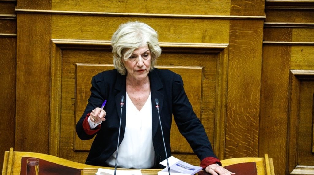 Σία Αναγνωστοπούλου: Οι οριζόντιες μαζικές διαγραφές των φοιτητών είναι «τιμωρητικές» και ταξικά μεροληπτικές