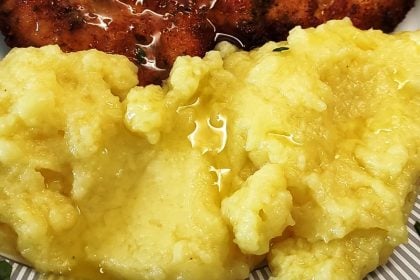 Σκορδάτος πουρές πατάτας