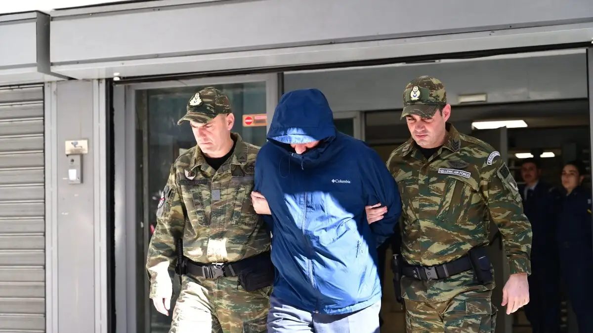 Σε διαθεσιμότητα για 18 μήνες ο Σμήναρχος που κατηγορείται για κατασκοπεία: Η απόφαση του Αρχηγού ΓΕΕΘΑ και η δίωξη για κακούργημα