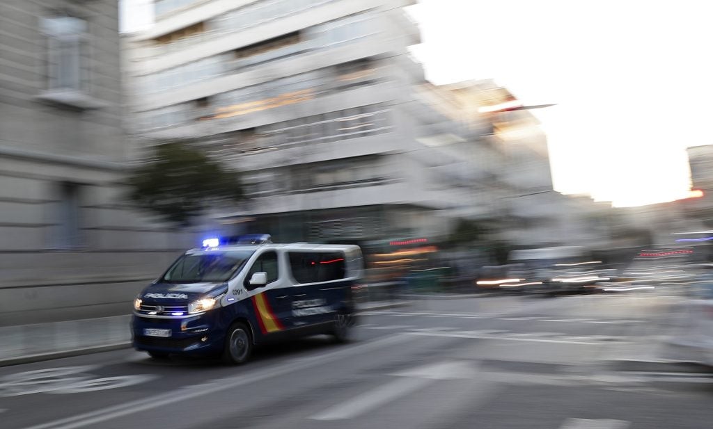 Σάλος στην Ισπανία: Παραιτήθηκε ο υπαρχηγός της αστυνομίας έπειτα από κατηγορίες αστυνομικού για βιασμό