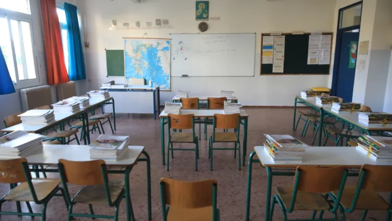 Καθηγητές - Δάσκαλοι: Καθημερινές τρίωρες στάσεις εργασίας από σήμερα έως 27 Φεβρουαρίου