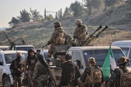 Οι ΗΠΑ αποχώρησαν κι από άλλη βάση στη Συρία, την κατέλαβε ο στρατός της χώρας