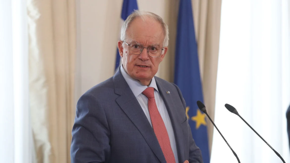 Τασούλας: Η Άννα Ψαρούδα-Μπενάκη υπηρέτησε τη Δημοκρατία και ενίσχυσε το κύρος του Κοινοβουλίου