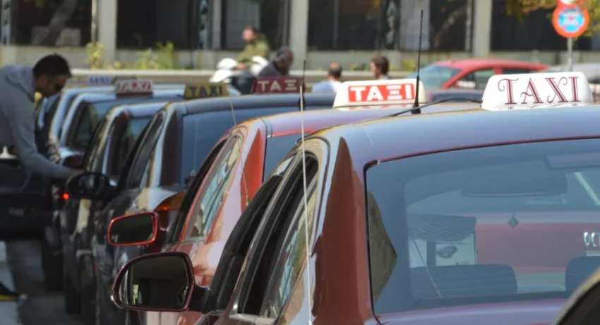 Τα ταξί της Πάτρας δεν θα μετάσχουν στην πανελλαδική απεργία, λόγω Καρναβαλιού