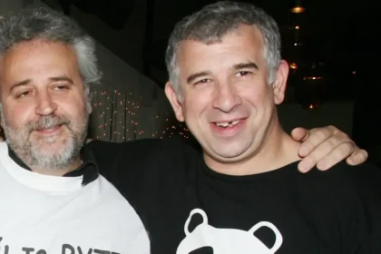 Βασίλης Θωμόπουλος: «Φυσικά και μπορεί να επιστρέψει ο Πέτρος Φιλιππίδης στο θέατρο»