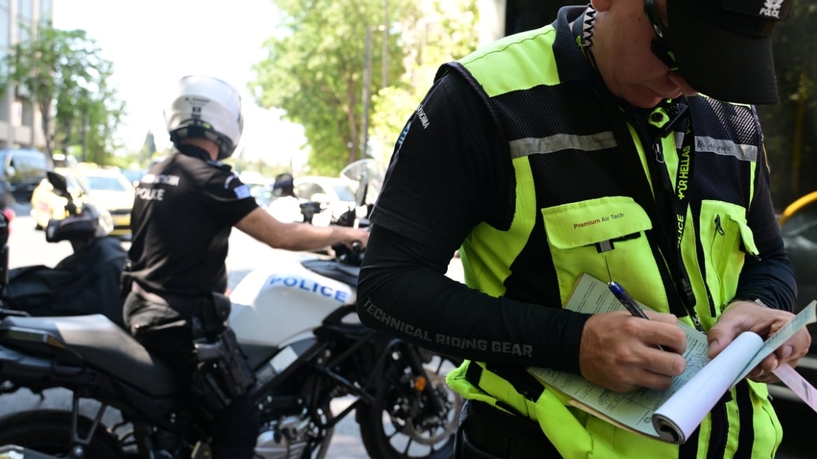 Δυτ. Ελλάδα: Τρίτη θέση πανελλαδικά στην μη χρήση κράνους - Πόσα πρόστιμα δόθηκαν σε μια εβδομάδα