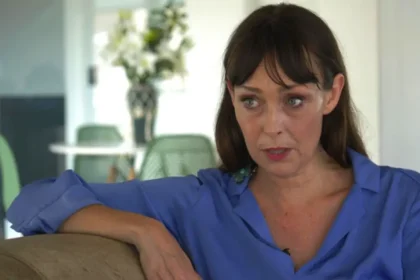 Θύμα του Επστάιν καταγγέλλει: Μου είχαν πάρει το διαβατήριο, δεν μπορούσα να ξεφύγω, εκείνος με βίαζε επανειλημμένως