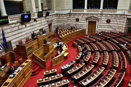 Εξεταστική για ΟΠΕΚΕΠΕ: ΣΥΡΙΖΑ και Νέα Αστερά κατέθεσαν κοινό πόρισμα, ζητούν προανακριτική για Βορίδη και Αυγενάκη