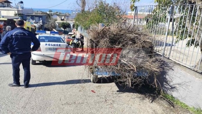 Μιντιλόγλι Πατρών: Τρακτέρ έμεινε χωρίς φρένα και βρέθηκε στην ...είσοδο σχολείου, η καρότσα έπεσε πάνω σε περιπολικό (ΦΩΤΟ)