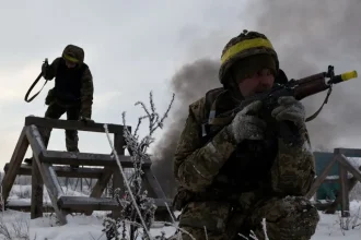 Προθεσμία μέχρι τον Ιούνιο έδωσαν οι ΗΠΑ σε Ρωσία και Ουκρανία για να τερματιστεί ο πόλεμος