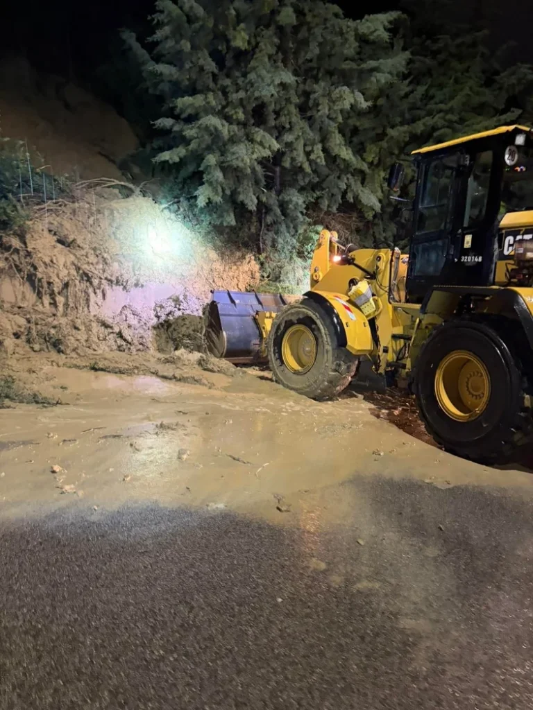 Πάτρα: Κατολίσθηση στη μίνι περιμετρική – ΦΩΤΟ