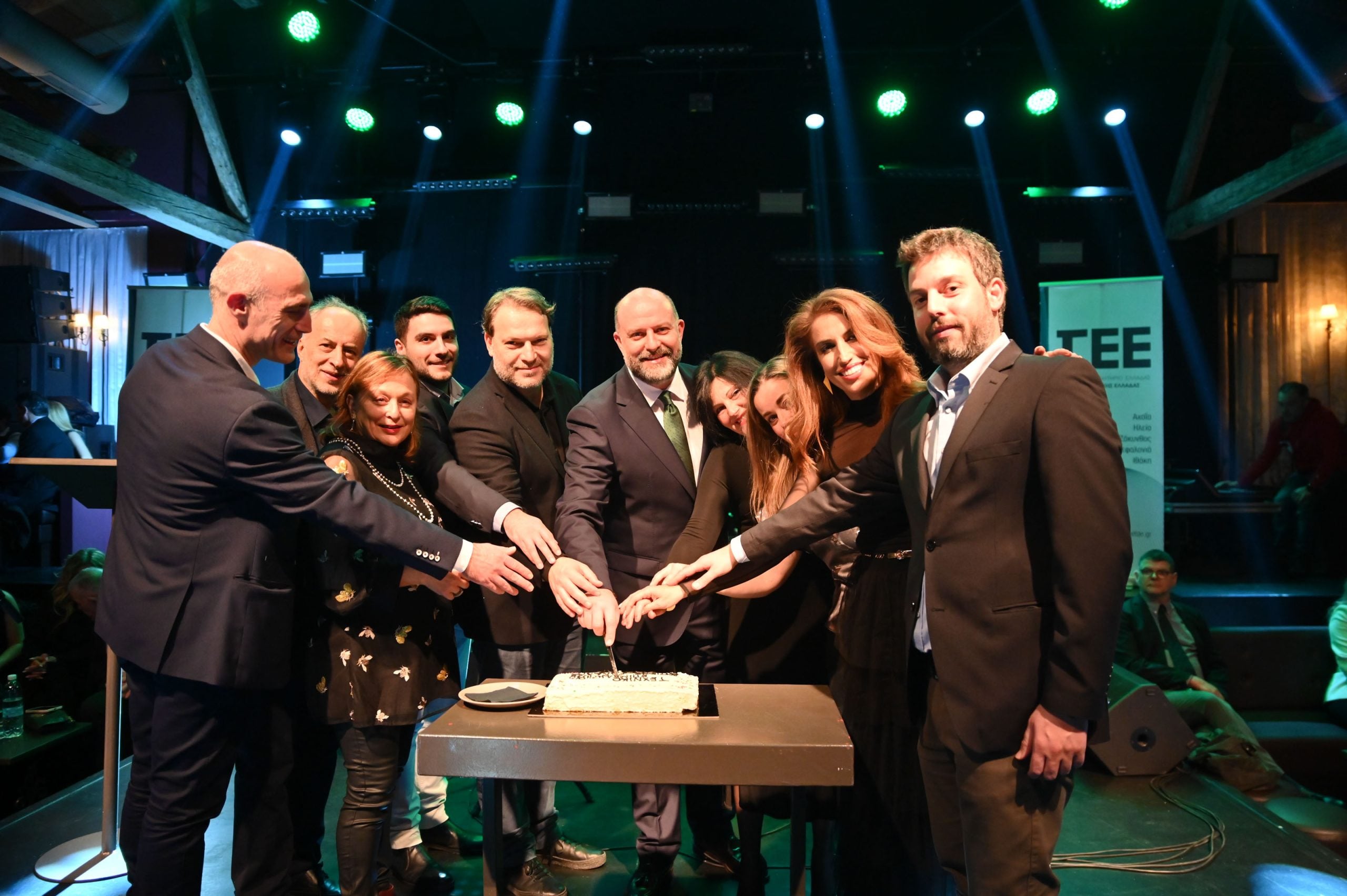 Παρουσία πλήθους μηχανικών και εκπροσώπων φορέων η κοπή της Πρωτοχρονιάτικης Πίτας του ΤΕΕ Δυτικής Ελλάδας