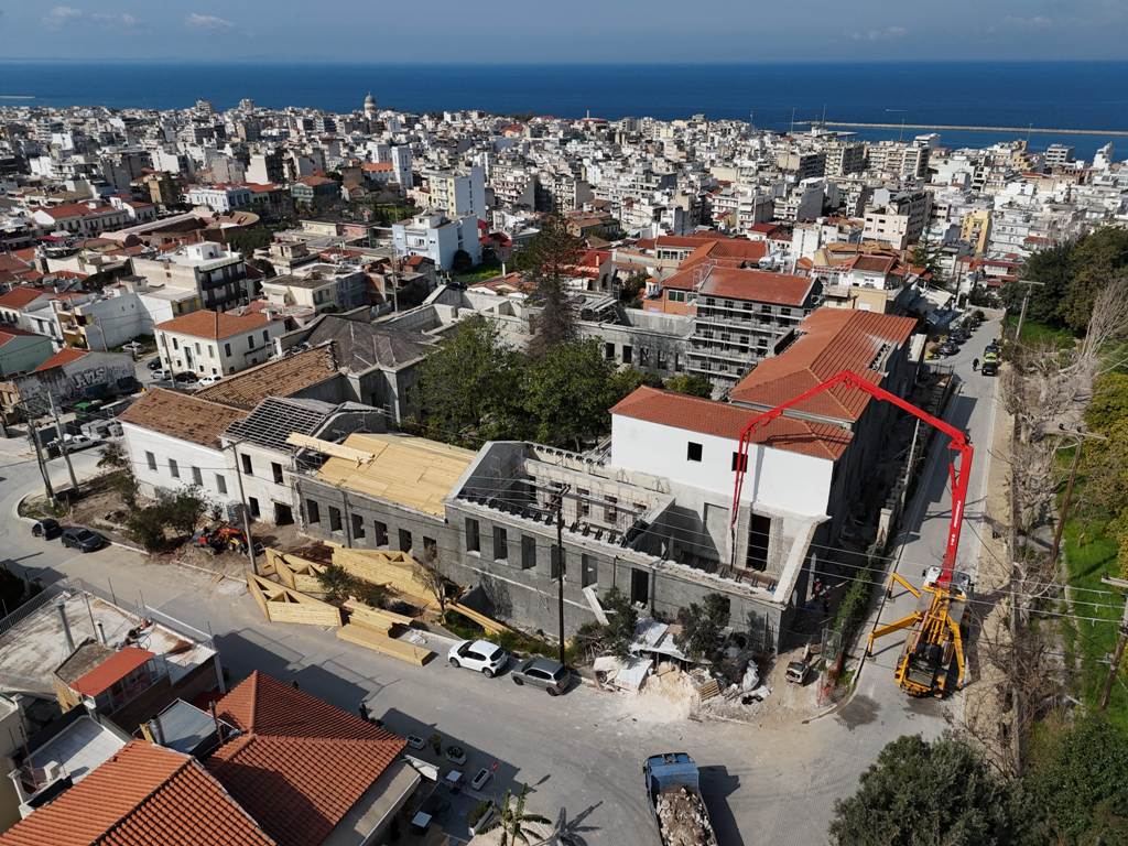 Πάτρα: Σε πολυδύναμο πολιτιστικό χώρο μετατρέπεται το Παλαιό Δημοτικό Νοσοκομείο