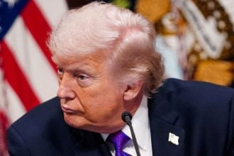 Τραμπ στους Φρουρούς της Επανάστασης: «Παραδοθείτε ή θα πεθάνετε όλοι»