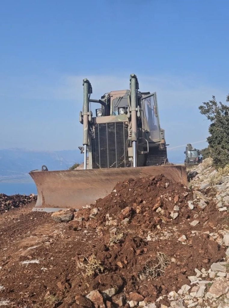 Kαθαρισμοί δασικών δρόμων από την Πολιτική Προστασία της Περιφερειακής Ενότητας Αχαΐας σε συνεργασία με τον Ελληνικό Στρατό