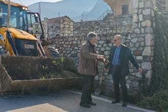 Περιφέρεια Δυτικής Ελλάδας: Άμεση αποκατάσταση της κυκλοφορίας στον δρόμο Άνω Καστριτσίου - Μαγούλας μετά από κατολίσθηση