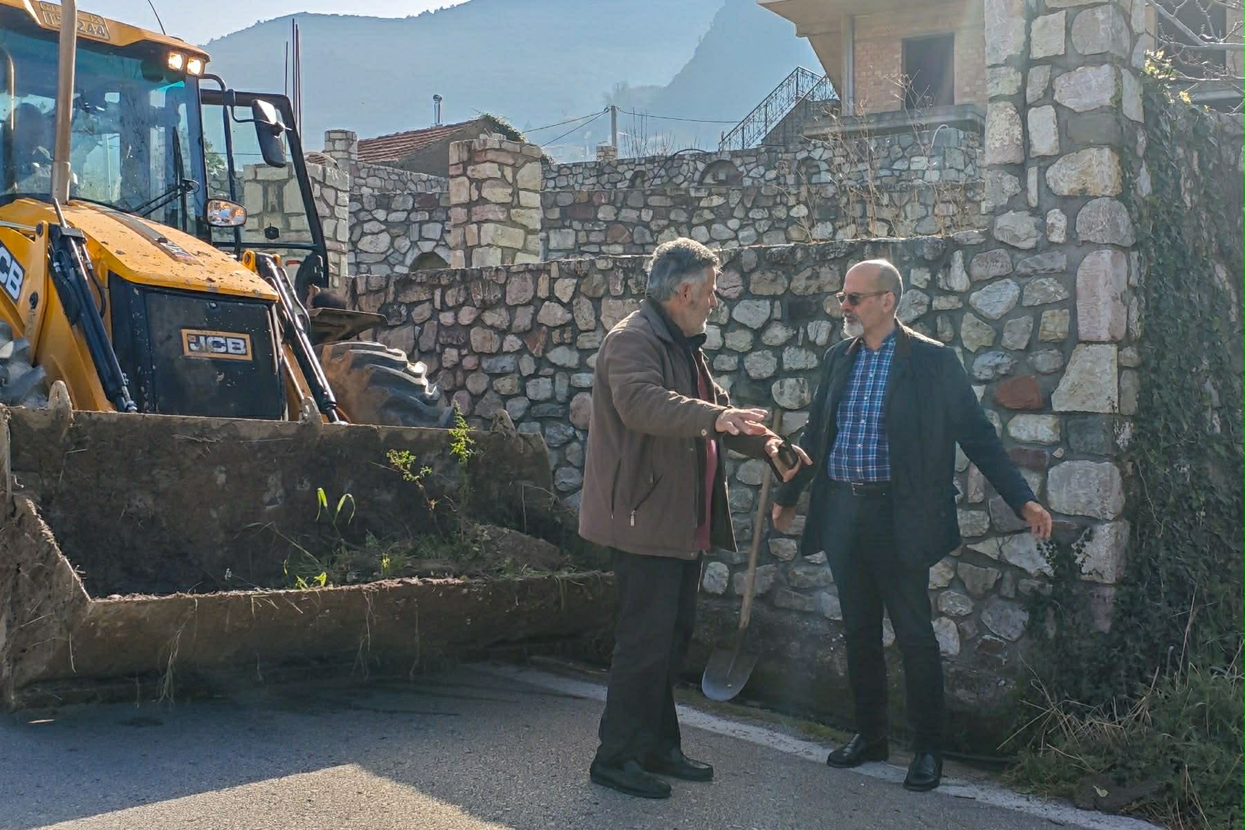 Περιφέρεια Δυτικής Ελλάδας: Άμεση αποκατάσταση της κυκλοφορίας στον δρόμο Άνω Καστριτσίου - Μαγούλας μετά από κατολίσθηση