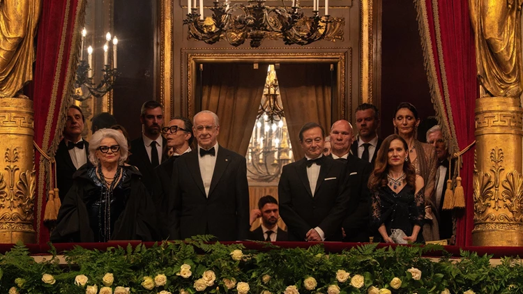 Το Μεγαλείο - Τρεις υπογραφές πριν τη σιωπή