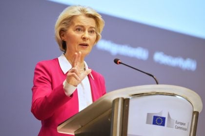 Φον Ντερ Λάιεν για Κύπρο: «Στεκόμαστε σταθερά στο πλευρό των κρατών μελών μας»