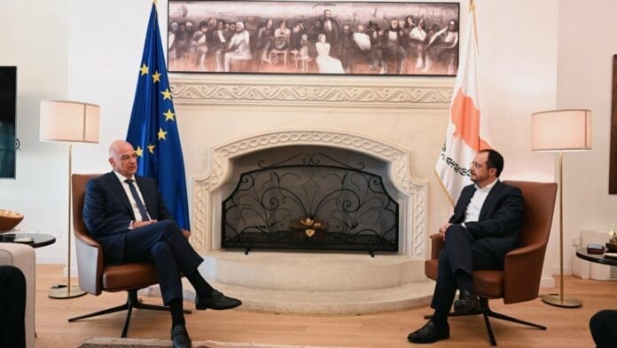 Ν. Δένδιας: Πρόθεση να παράσχουμε στην Κύπρο όποια βοήθεια μπορούμε – Ν. Χριστοδουλίδης: Η Ελλάδα δηλώνει για μια ακόμη φορά παρούσα