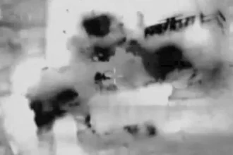 Ισραηλινά αεροπορικά πλήγματα σε εγκαταστάσεις της Χεζμπολάχ στη Βηρυτό με στόχο το αρχηγείο πληροφοριών