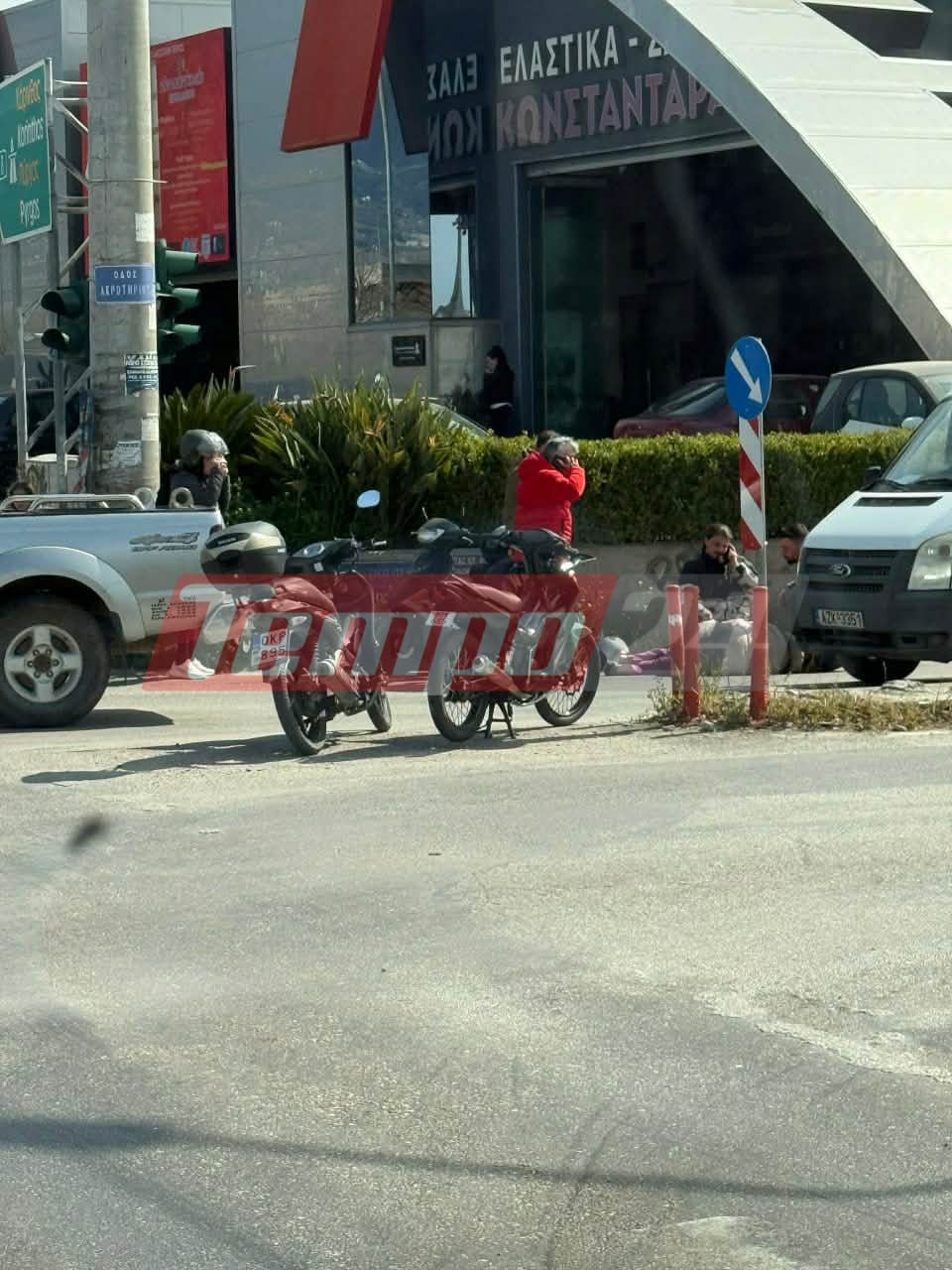 Πάτρα: Στο έδαφος γυναίκα οδηγός δικύκλου – Αναστάτωση στην Ακρωτηρίου – ΦΩΤΟ