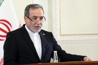 Αραγτσί: «Το Ιράν επιδιώκει οριστικό τερματισμό του πολέμου, όχι εκεχειρία»