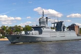 Έφτασε στην Κύπρο η γερμανική φρεγάτα FGS Nordrhein-Westfalen