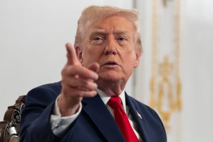 Τραμπ στο Reuters: Θαυμάσιο αν οι Κούρδοι του Ιράκ μπουν στο Ιράν, θα τους υποστηρίξω πλήρως