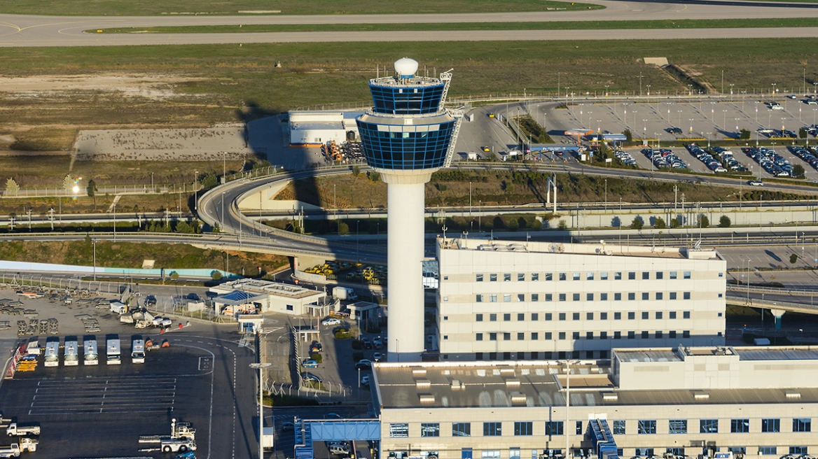 Αναχώρησε η πτήση επαναπατρισμού από το Ντουμπάι με τους 400 Έλληνες