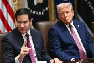 Ο Τραμπ δήλωσε ότι η Κούβα διαπραγματεύεται συμφωνία με τον ίδιο και τον Ρούμπιο