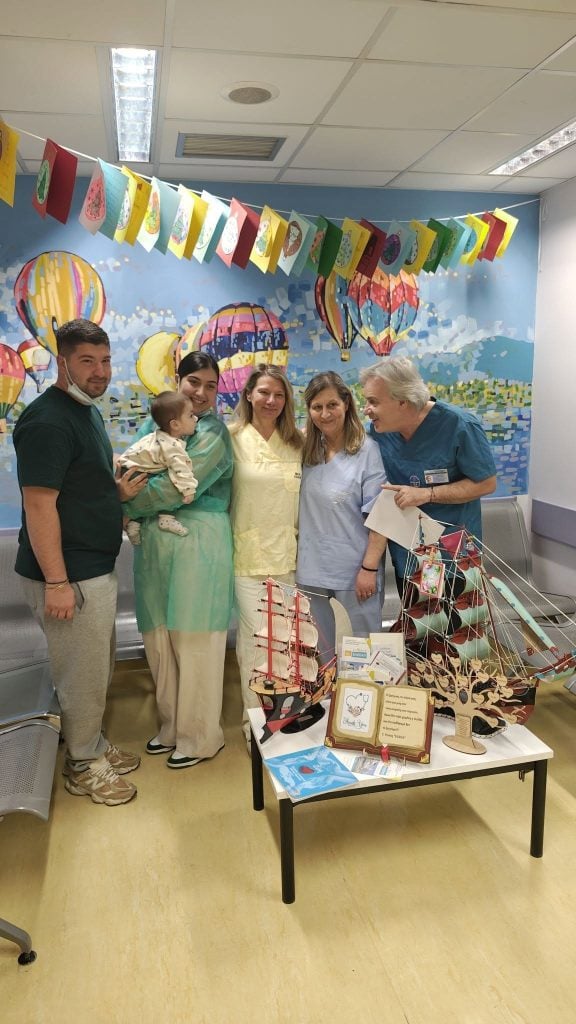 Ευχάριστα νέα για το βρέφος που νοσηλεύεται με μηνιγγίτιδα στο Ρίο: "Η ζωή νίκησε τον θάνατο" - ΦΩΤΟ