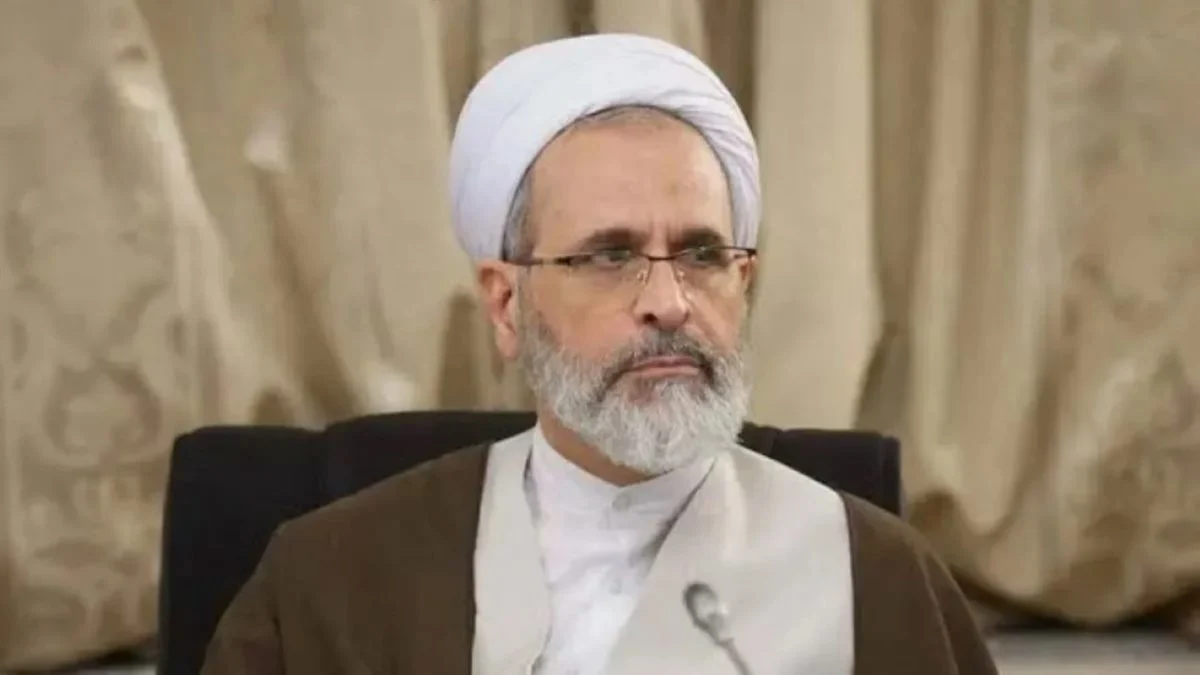 Αλιρεζά Αραφί: Ο κληρικός που αναλαμβάνει προσωρινά τα ηνία του Ιράν μετά τον Χαμενεΐ