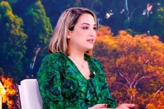 Ιρανή που ζει στην Ελλάδα: «Δεν γίνεται να υποστηρίζεις ένα δολοφονικό καθεστώς - Είμαι χαρούμενη που σκότωσαν τον Χαμενεΐ»