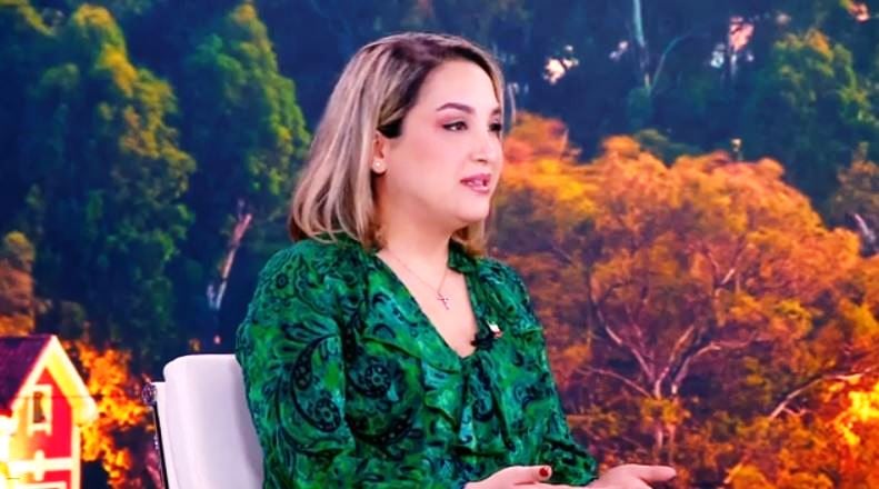 Ιρανή που ζει στην Ελλάδα: «Δεν γίνεται να υποστηρίζεις ένα δολοφονικό καθεστώς - Είμαι χαρούμενη που σκότωσαν τον Χαμενεΐ»