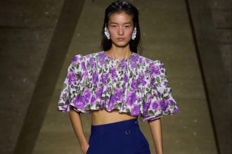 Αυτό το χρώμα θα φοράμε on repeat την Άνοιξη