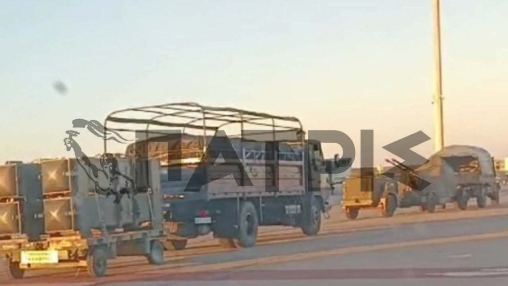 Πόλεμος στη Μέση Ανατολή – Κλιμακώνεται η εμπλοκή της Ελλάδας: Πολεμικός εξοπλισμός «έφυγε» από το λιμάνι της Κυλλήνης ΦΩΤΟ