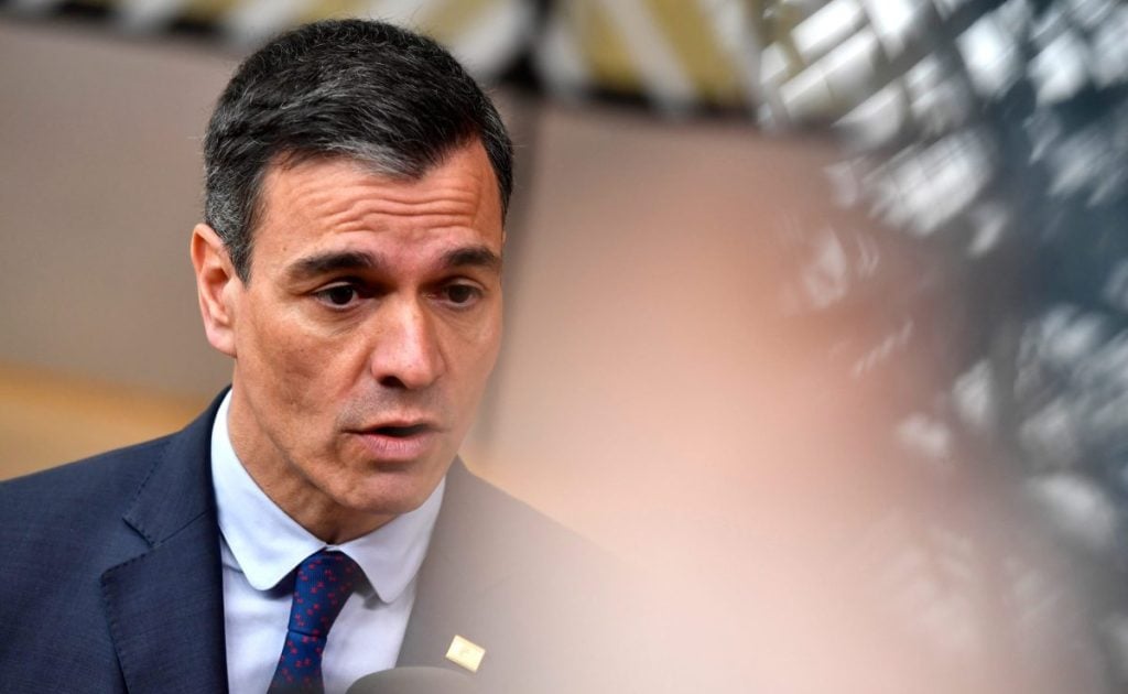 Απάντηση Σάντσεθ σε Τραμπ: «Όχι» στον πόλεμο – Δεν φέρνει ποτέ έναν δικαιότερο κόσμο