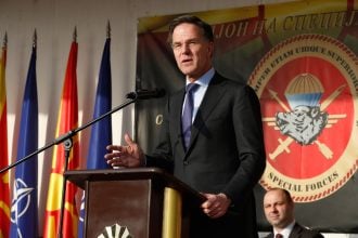 Μάρκ Ρούτε: Στήριξη στις επιχειρήσεις κατά του Ιράν χωρίς εμπλοκή του ΝΑΤΟ