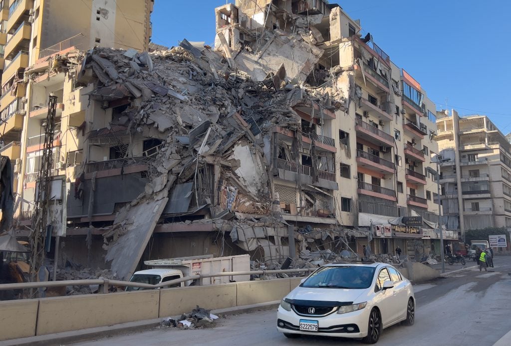 Η Μέση Ανατολή φλέγεται: Έκτη μέρα πολέμου με ισραηλινούς βομβαρδισμούς ευρείας κλίμακας σε Ιράν, Λίβανο και νέες ιρανικές επιθέσεις προς το Ισραήλ