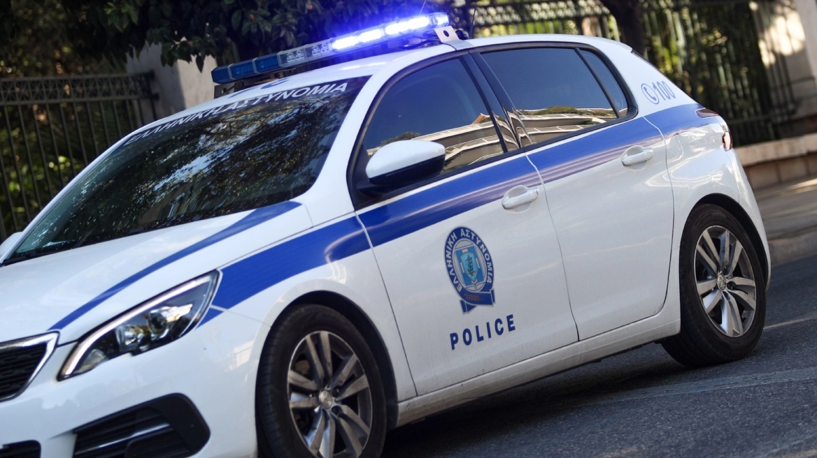 Σοκ στην Αθήνα: Σατανική οικιακή βοηθός δολοφόνησε τον έναν εργοδότη και άρπαξε πλάκες χρυσού από τον άλλον - Πώς οι αρχές συνέδεσαν τις δύο υποθέσεις