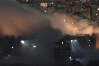 LIVE: Κύμα επιθέσεων από Ιράν και Λίβανο στο Ισραήλ, χτυπήματα και σε χώρες του Κόλπου - Νέα ισραηλινά πλήγματα στην Τεχεράνη